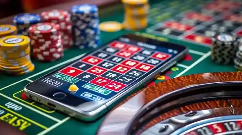 Player selecting a fish game room on the mnl168 mobile lobby screen